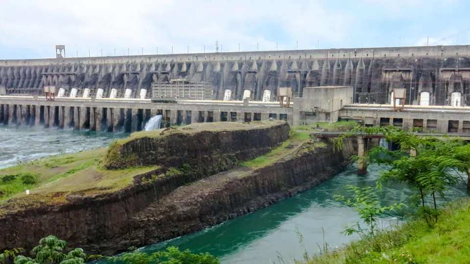 Governo federal suspende reajuste de 6% na tarifa de Itaipu com novo decreto