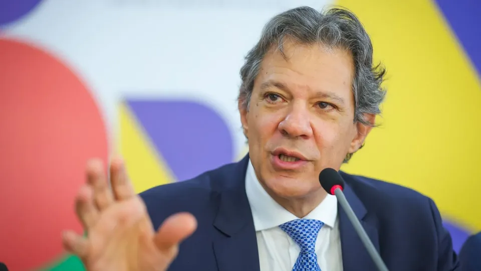 Fernando Haddad anunciou que proposta de isenção do Imposto de Renda para salários de até R$ 5 mil será enviada após a MP do consignado.