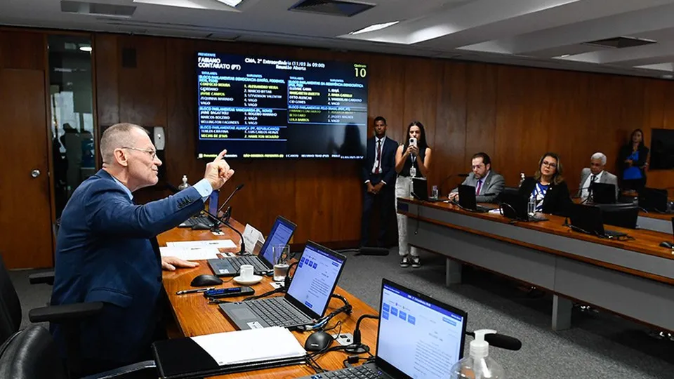 Ministra do Meio Ambiente deve apresentar metas e prioridades da pasta em reunião do colegiado