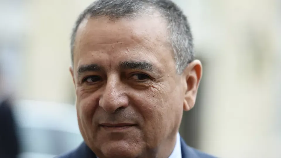 Decisão da corte de Aix-en-Provence destaca consequências graves para Abdesselam Bouchouareb, de 72 anos, caso seja extraditado.