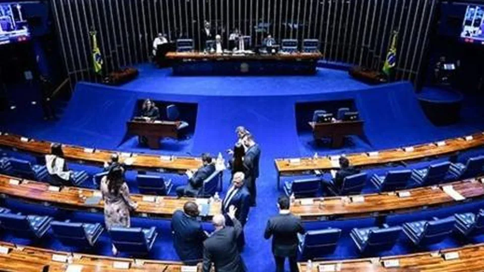 Proposta será debatida no Senado nesta quarta-feira, 19, e gera polêmica entre autoridades.