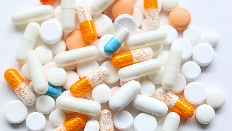 Nova resolução permite que farmacêuticos prescrevam medicamentos em situações específicas