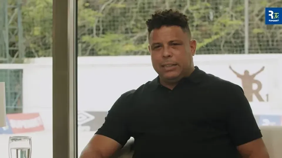 Ex-atacante Ronaldo Fenômeno diz que compraria o Corinthians caso adotasse modelo de Sociedade Anônima do Futebol.