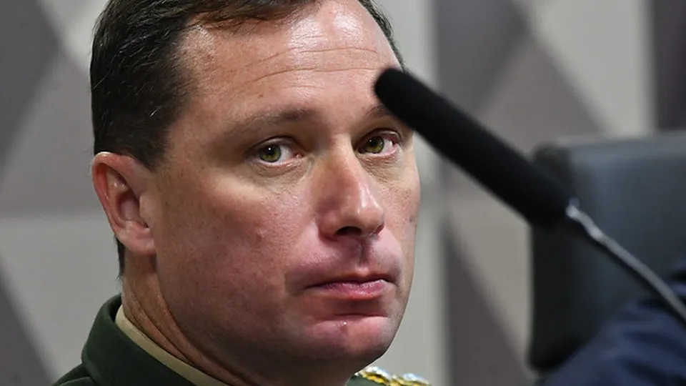 A Primeira Turma do STF negou, por unanimidade, solicitação do advogado de Jair Bolsonaro para priorizar defesa de Mauro Cid.