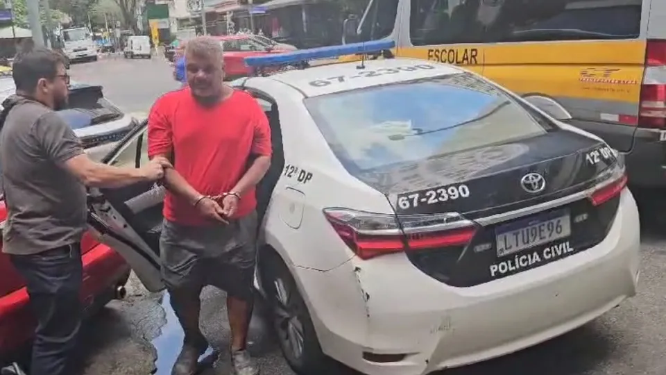 Homem de 54 anos foi detido após ser considerado foragido por quase seis anos.