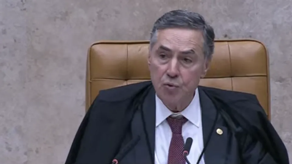 O Supremo Tribunal Federal analisa medidas para reduzir mortes em operações policiais nas comunidades cariocas.