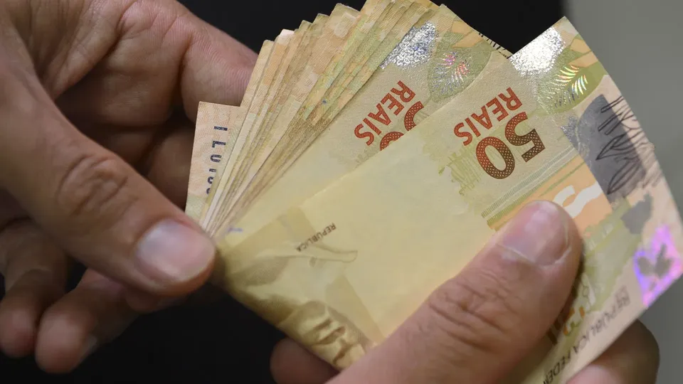 Dados revelam aumento de 2,06 pontos percentuais em relação a 2023, segundo o Tesouro Nacional.