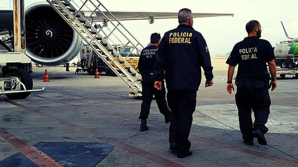 Justiça Federal decreta prisão preventiva de passageiro que causou tumulto em aeronave