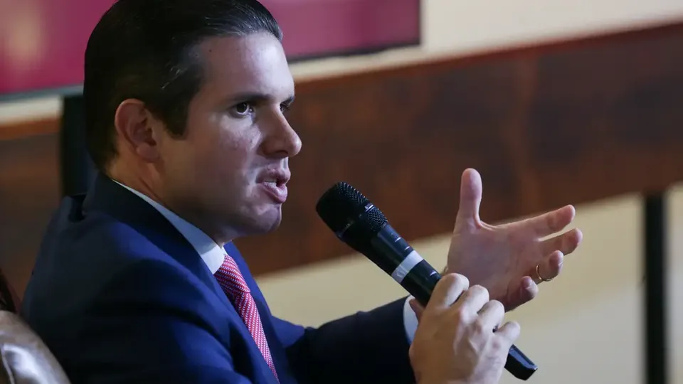 Presidente da Câmara, Hugo Motta, destaca a importância da responsabilidade nas pautas legislativas.