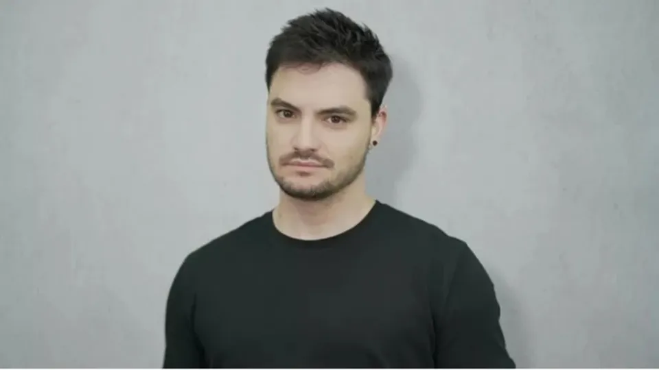 Felipe Neto se torna réu por injúria e difamação contra deputada Julia Zanatta