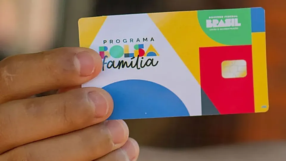 Mudanças na Regra de Proteção do Bolsa Família entram em vigor em junho de 2025 e visam garantir assistência a famílias em transição.
