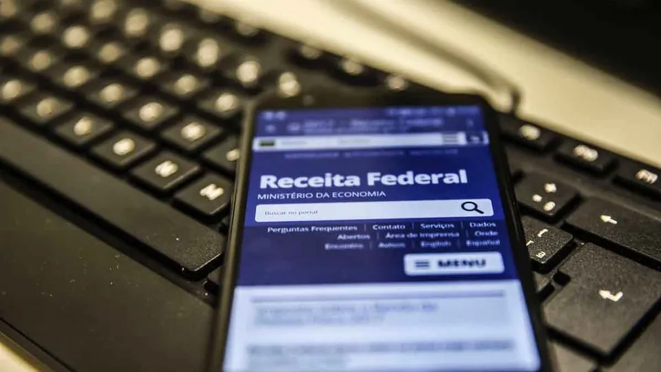 Prazo para declaração do Imposto de Renda 2025 termina amanhã; saiba como evitar multas