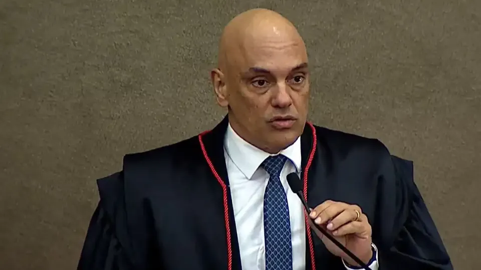 O ministro do STF negou a solicitação da defesa do ex-presidente para adiar a fase de interrogatórios na investigação sobre tentativa de golpe.