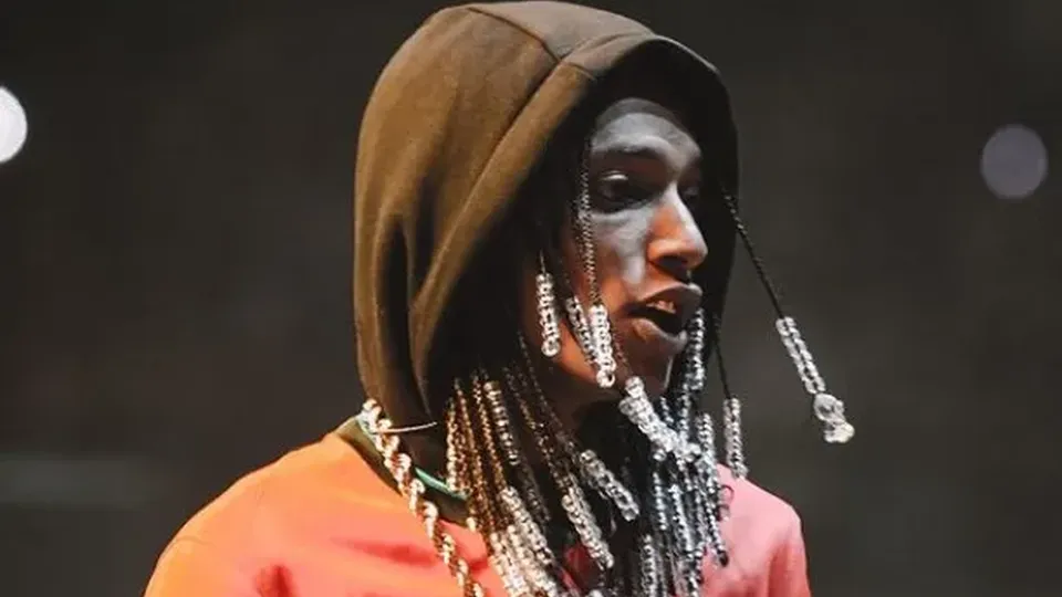 Justiça do Rio determina prisão preventiva do rapper Oruam por desacato e tráfico