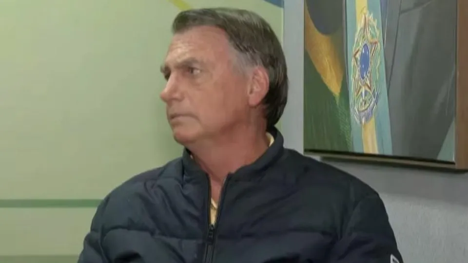 Bolsonaro é condenado a pagar R$ 150 mil por declarações sobre adolescentes venezuelanas