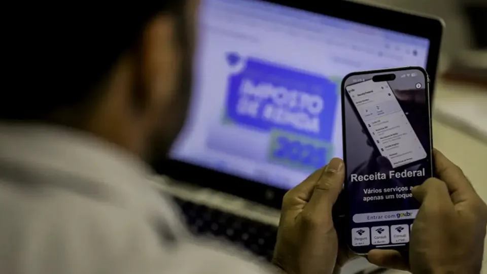 Receita Federal libera R$ 10 bilhões em restituições do Imposto de Renda 2025