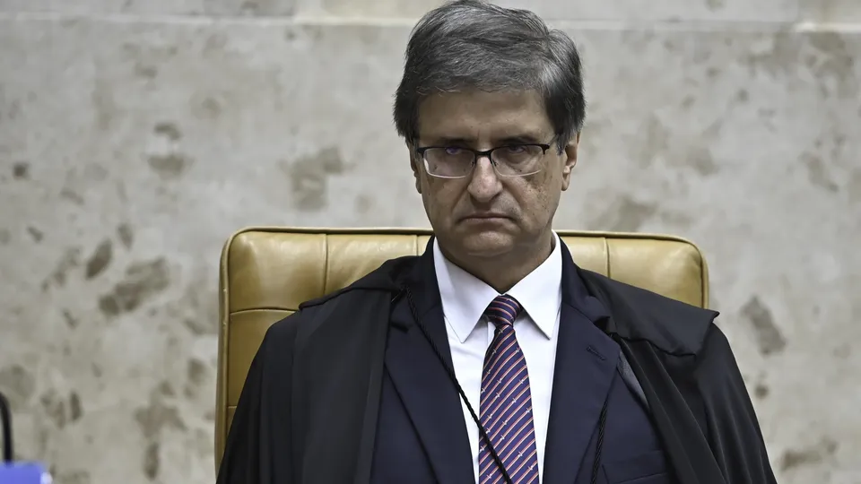 Procurador Paulo Gonet conecta ações de fake news ao ataque de 8 de janeiro e destaca uso da Abin.