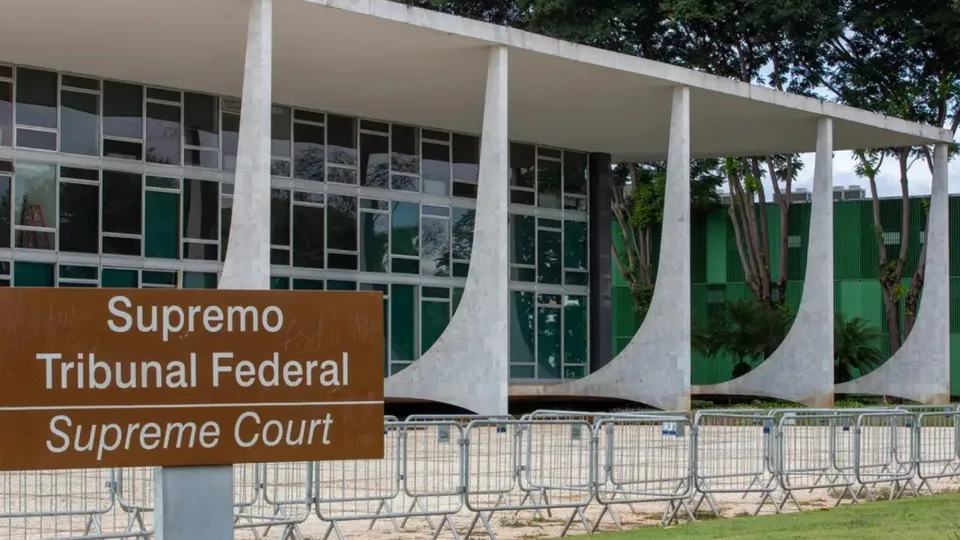 Ministro do STF pede vista e interrompe análise da ação que discute a desoneração em 17 setores da economia