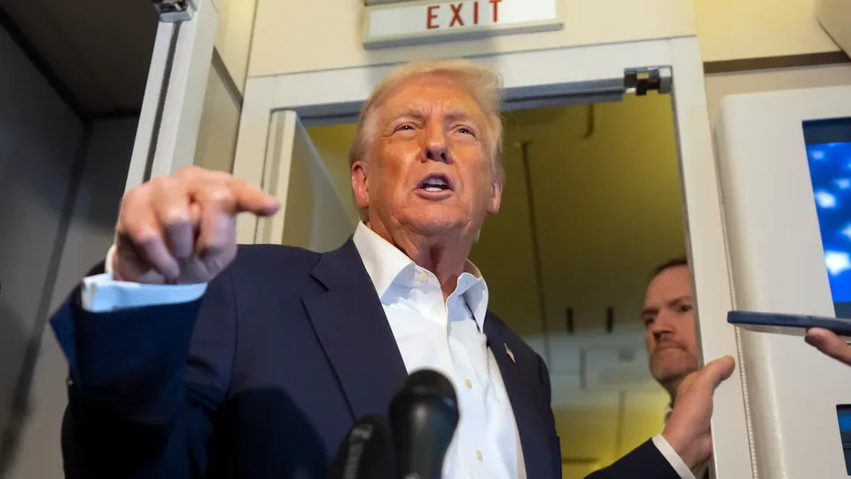 Durante jantar no Japão, presidente dos EUA afirma que Jerome Powell é 'incompetente' e aceita sugestões para sucessor.