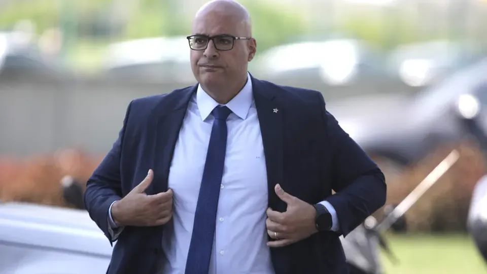 Secretário de Polícia Civil destaca que locais abrigam líderes de facção de vários estados; 40 mortos são de fora do Rio.