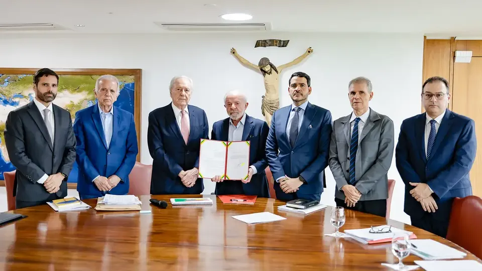 Nova proposta tipifica crime de organização criminosa qualificada e amplia penas para integrantes de facções