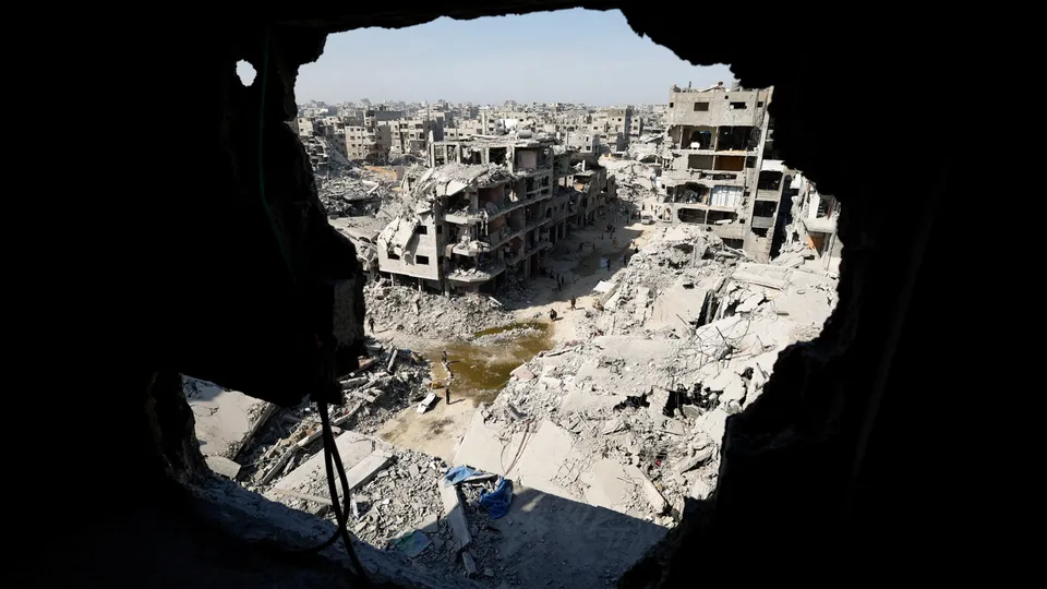 O grupo militante confirmou a entrega dos corpos, enquanto Israel acusa o Hamas de atrasos na devolução de reféns.