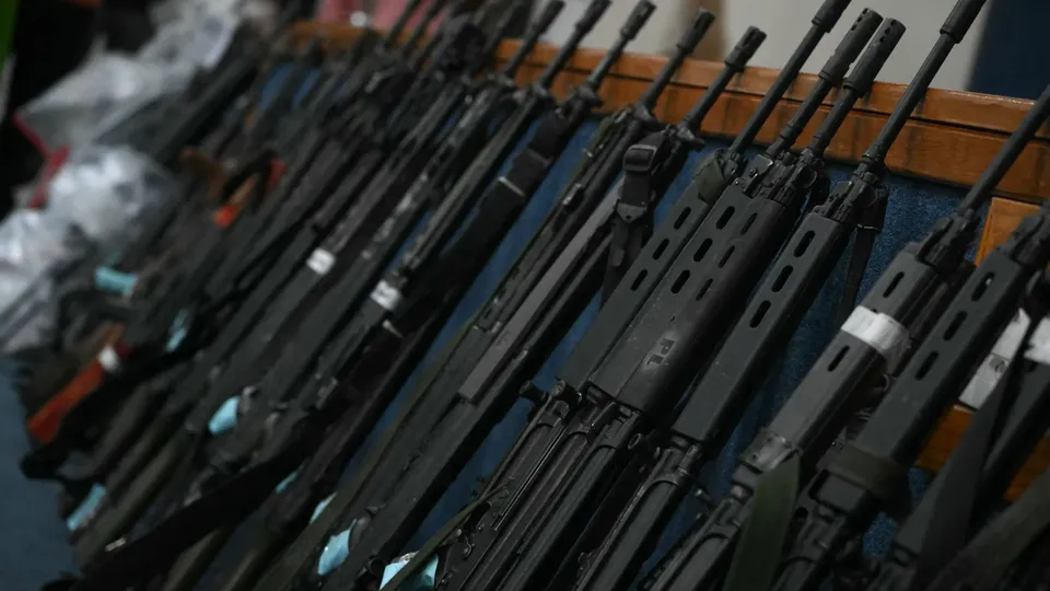 Levantamento da Genial/Qaust aponta apoio a medidas de endurecimento penal após operação que deixou 121 mortos no RJ.