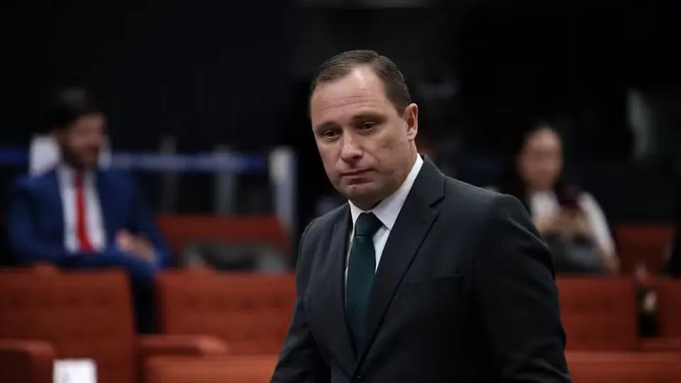 Tenente-coronel inicia cumprimento de pena de dois anos em regime aberto após decisão de Moraes