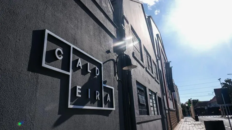 A estatal anunciou um Programa de Desligamento Voluntário para promover a transição de carreira de aposentados.