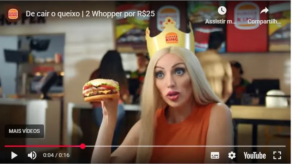 Bárbara Jankavski, conhecida como 'Boneca Desumana', foi encontrada sem vida em sua residência na Lapa, SP.