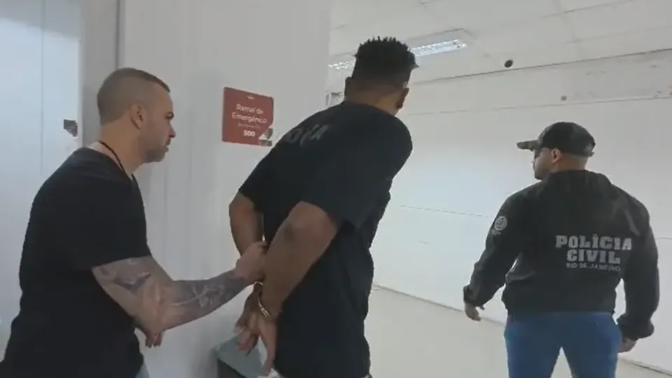 Homem foi capturado por agentes da DRCI em Campos dos Goytacazes; abusos ocorreram entre 2018 e 2019.