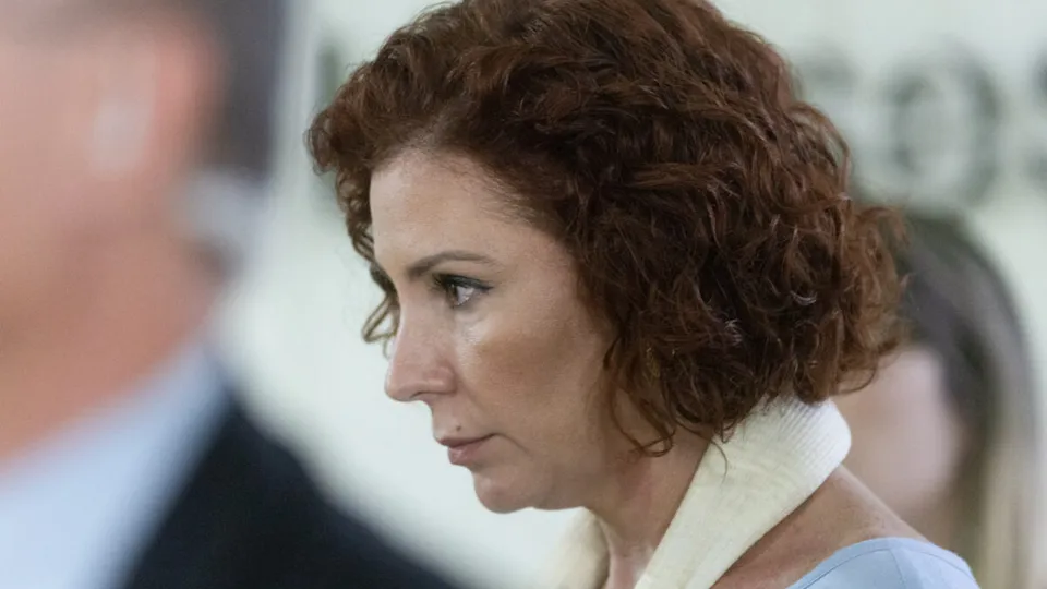 Audiência de extradição da deputada Carla Zambelli é remarcada para dezembro na Itália