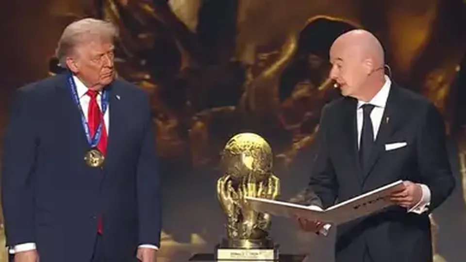 Durante o sorteio da Copa do Mundo de 2026, Trump recebe pr&ecirc;mio por a&ccedil;&otilde;es em prol da paz mundial