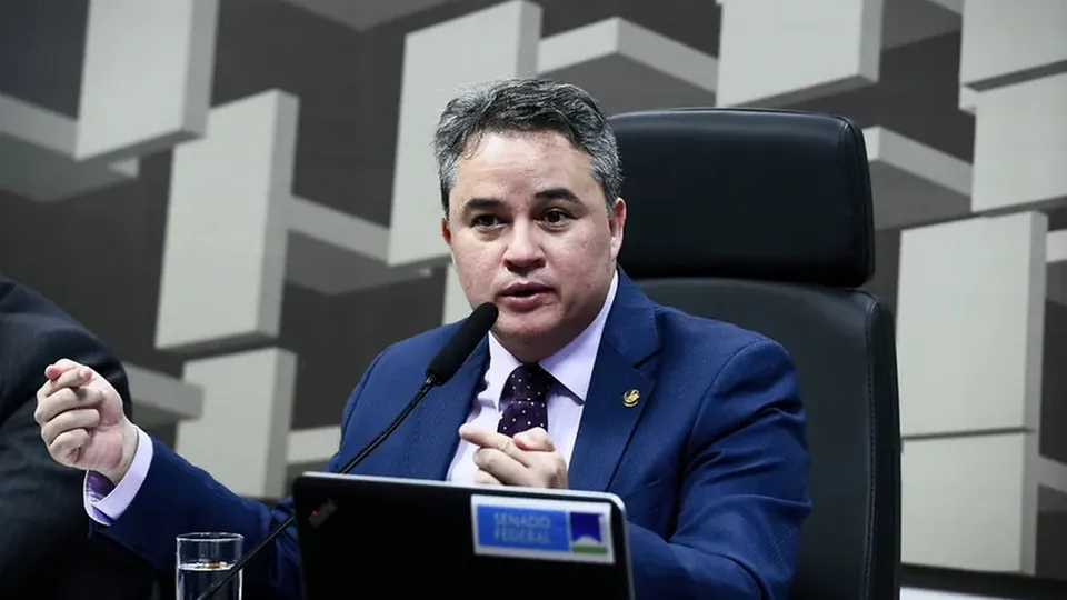 Senador Efraim Filho confirma que relator pediu mais tempo para adequa&ccedil;&otilde;es no texto da LOA