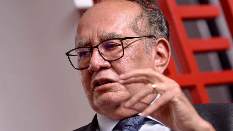 Levantamento da Genial/Qaest revela que 33% concordam com a proposta; 2.004 pessoas foram ouvidas entre 11 e 14 de dezembro.