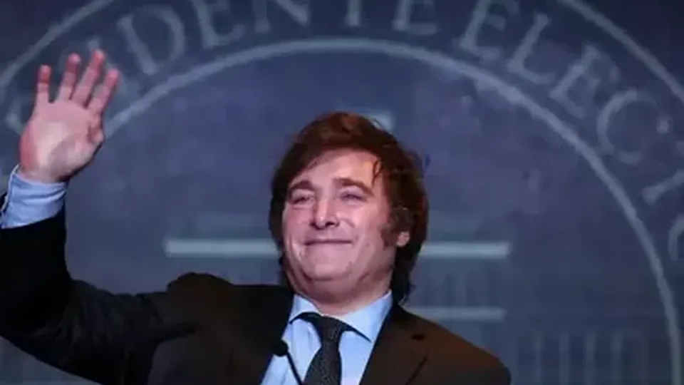 Durante c&uacute;pula em Foz do Igua&ccedil;u, presidente argentino chamou Maduro de 'narcoterrorista' e elogiou Trump.