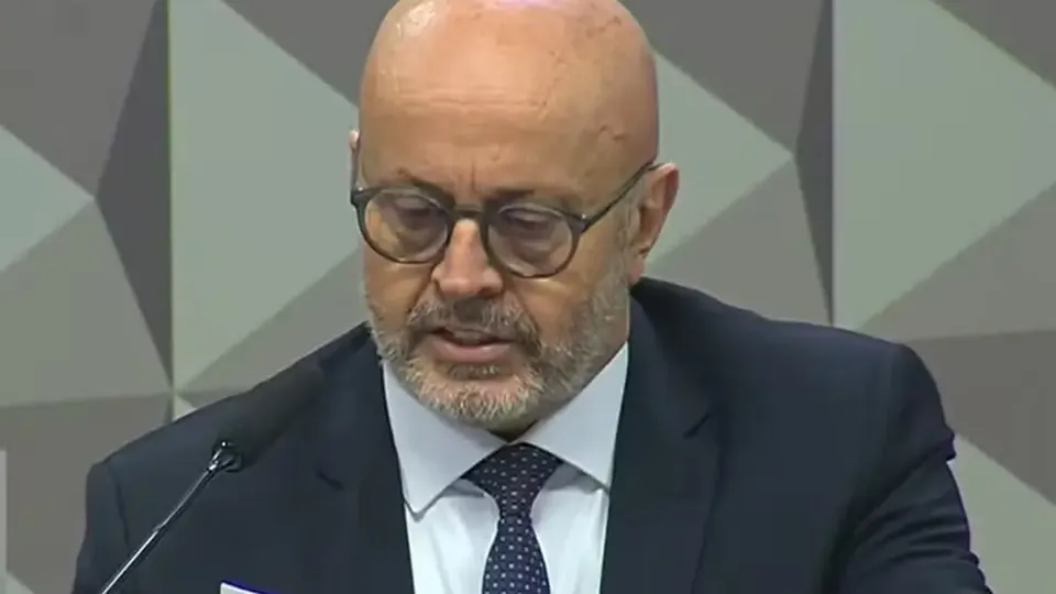 Pol&iacute;cia Federal investiga Ant&ocirc;nio Carlos Camilo Antunes por desvios em aposentadorias atrav&eacute;s da CBPA