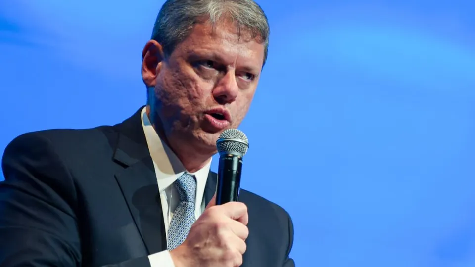 Governador de S&atilde;o Paulo, Tarc&iacute;sio de Freitas, ficar&aacute; ausente entre 26 de dezembro e 11 de janeiro para viagem particular.