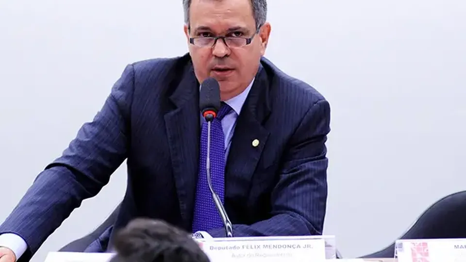 A&ccedil;&atilde;o investiga desvio de emendas parlamentares e corrup&ccedil;&atilde;o, com mandados em Salvador e Bras&iacute;lia.