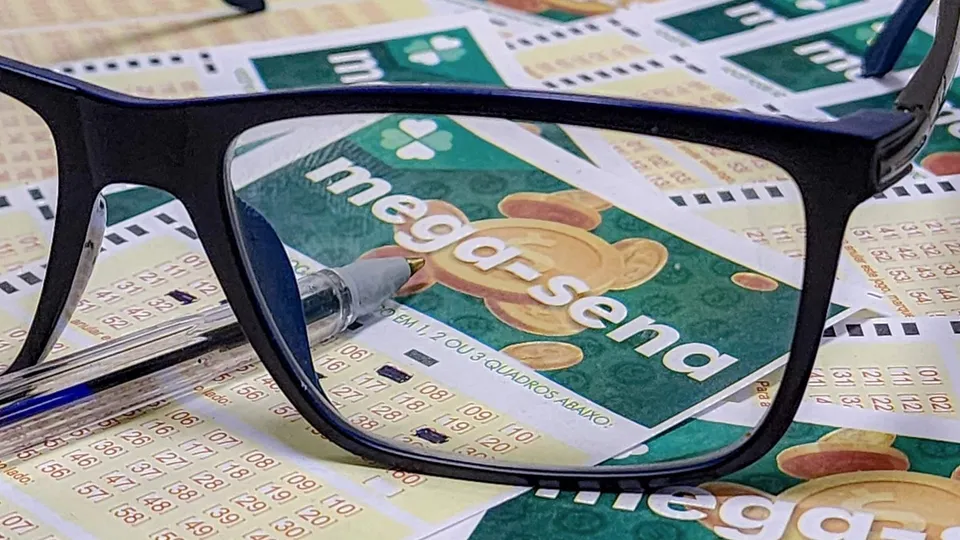 Mega-Sena 2966 acumula e pr&ecirc;mio atinge R$ 115 milh&otilde;es; 68 acertam a quina