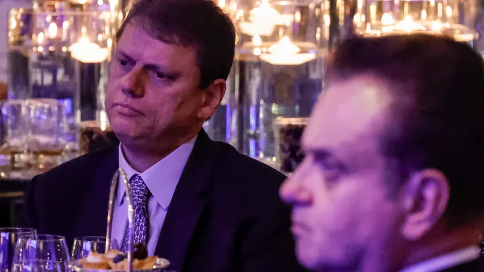 Tarc&iacute;sio de Freitas rebate cr&iacute;ticas e afirma que rela&ccedil;&atilde;o com Bolsonaro &eacute; de lealdade