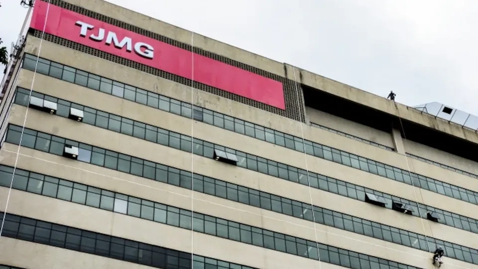 Decis&atilde;o do TJMG restabelece pena de 9 anos e 4 meses para r&eacute;us acusados de viol&ecirc;ncia sexual contra menor.