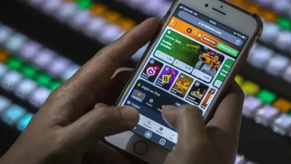 SUS lan&ccedil;a teleatendimento gratuito para tratamento de compuls&atilde;o por apostas