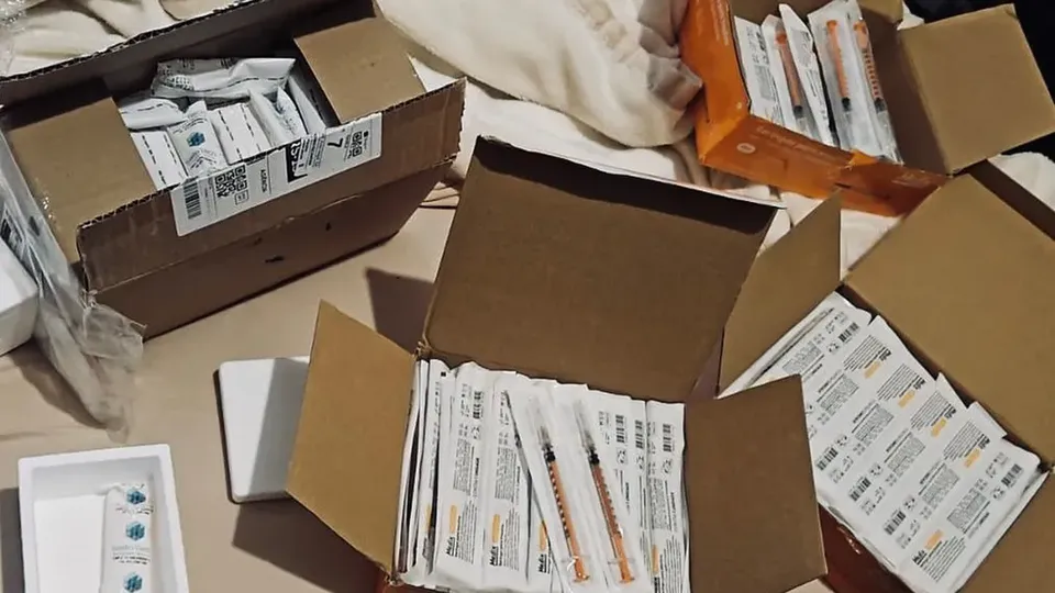 Jovem &eacute; preso por vender canetas emagrecedoras ilegais em Olinda, PE