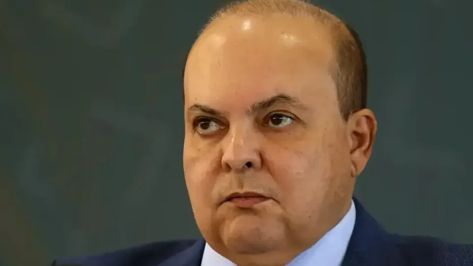 Decis&atilde;o do PL ocorre ap&oacute;s revela&ccedil;&otilde;es sobre contrato do governador com fundo ligado &agrave; Reag Investimentos