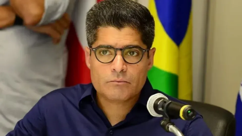 ACM Neto confirma recebimento de R$ 3,6 milh&otilde;es do Banco Master e da Reag