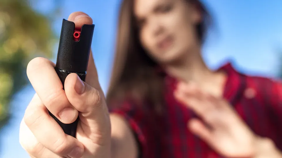 C&acirc;mara aprova projeto que permite venda de spray de pimenta para mulheres