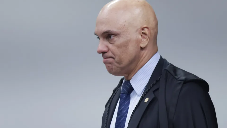 Ap&oacute;s alerta do Itamaraty sobre poss&iacute;vel inger&ecirc;ncia nas elei&ccedil;&otilde;es, Moraes reconsidera decis&atilde;o anterior