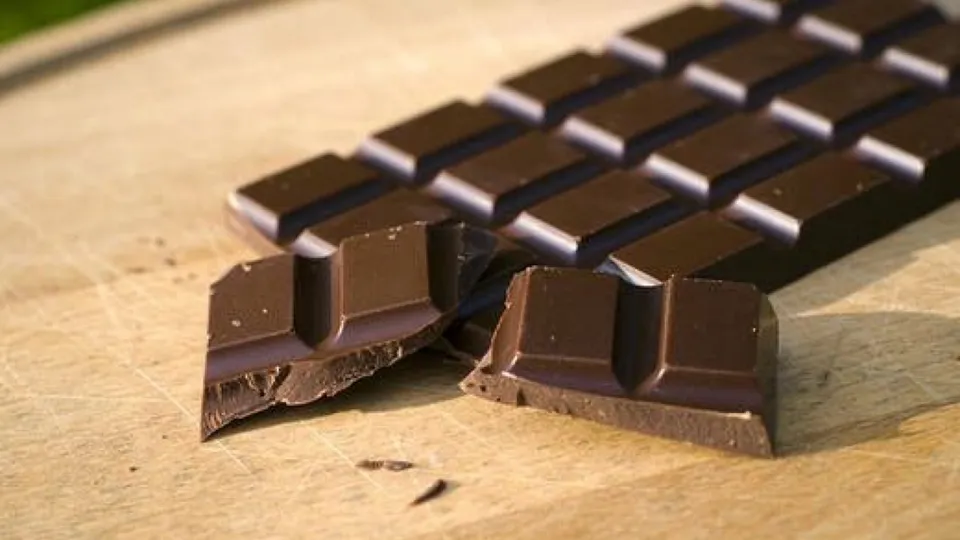 A proposta define 35% de s&oacute;lidos totais de cacau nos chocolates e 25% nos chocolates ao leite; r&oacute;tulos devem informar composi&ccedil;&atilde;o.