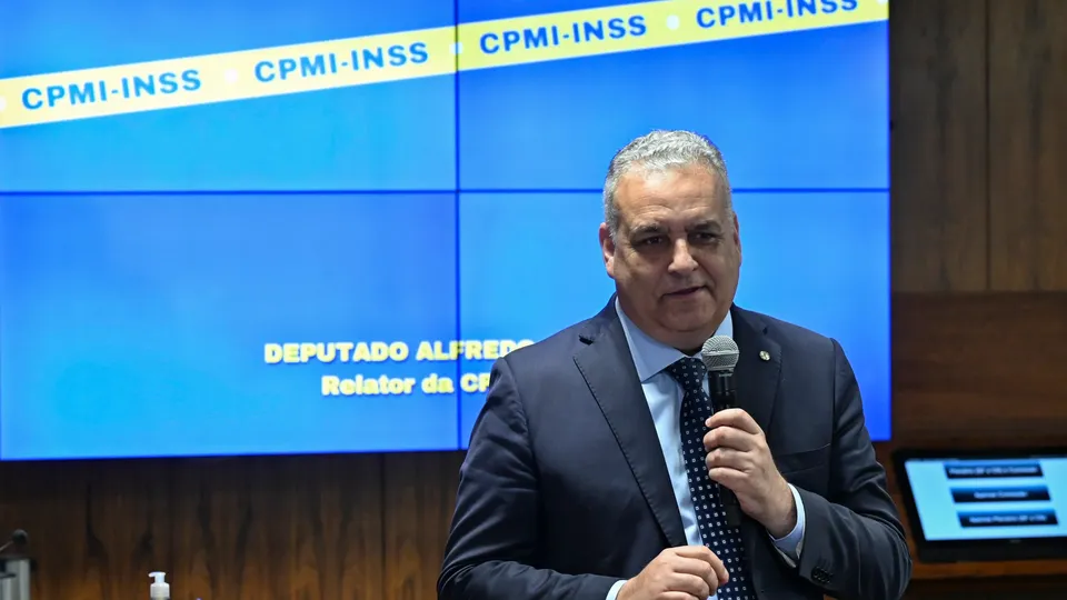 Presidente da CPMI admite que, sem prorroga&ccedil;&atilde;o, relat&oacute;rio pode ser lido e votado at&eacute; 28 de mar&ccedil;o